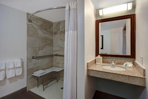 Hilton Garden Inn Fort Myers - image 28