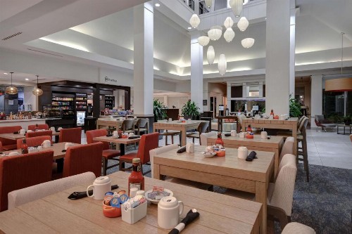 Hilton Garden Inn Fort Myers - image 31