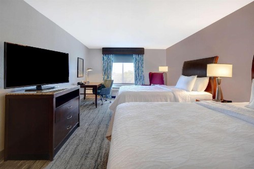 Hilton Garden Inn Fort Myers - image 38