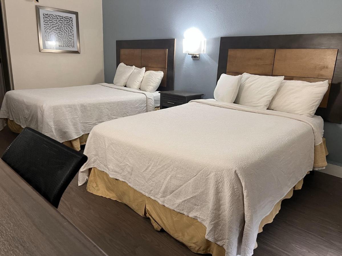 Best Western Airport Inn - image 2