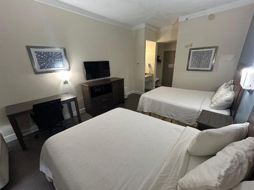 Best Western Airport Inn - image 24