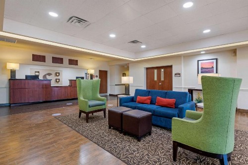 Comfort Inn & Suites Fort Myers Airport - image 19