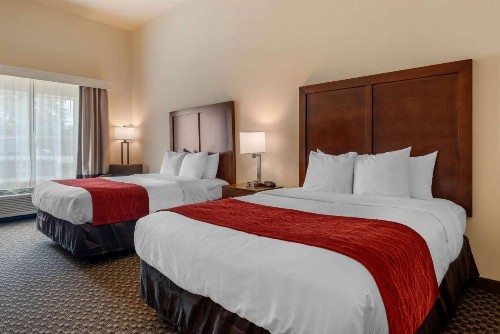 Comfort Inn & Suites Fort Myers Airport - image 26