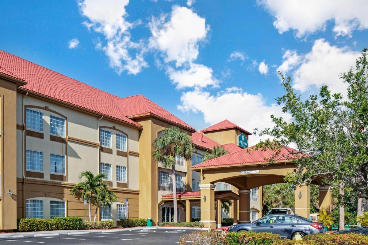La Quinta by Wyndham Fort Myers Airport - image 5
