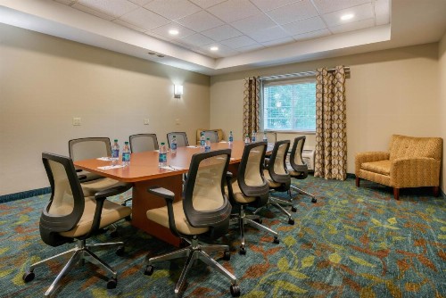 Candlewood Suites Fort Myers/Sanibel Gateway - image 22