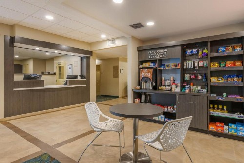 Candlewood Suites Fort Myers/Sanibel Gateway - image 25