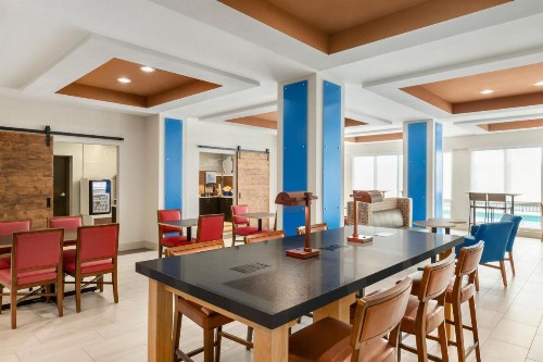 Holiday Inn Express Hotel & Suites Fort Myers East - The Forum an IHG Hotel - image 10