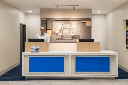 Holiday Inn Express Hotel & Suites Fort Myers East - The Forum an IHG Hotel - image 28