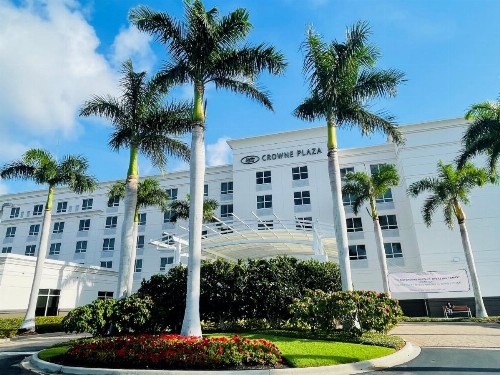 Holiday Inn Fort Myers Airport