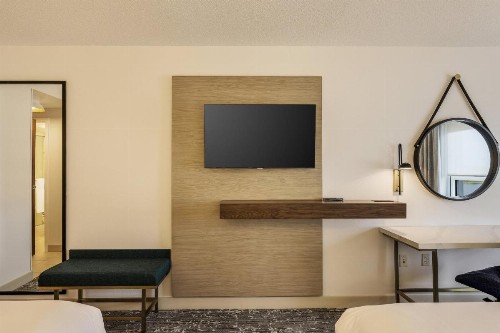 Holiday Inn Fort Myers Airport-Town Center an IHG Hotel - image 29