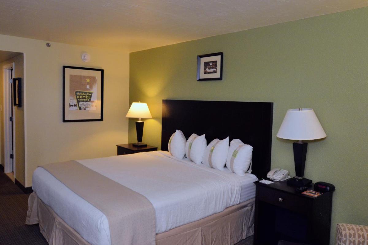 Holiday Inn - Fort Myers - Downtown Area an IHG Hotel - image 5
