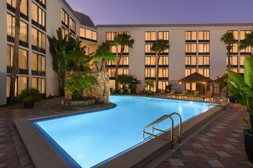 Crowne Plaza Hotel Fort Myers at Bell Tower Shops an IHG Hotel - image 12