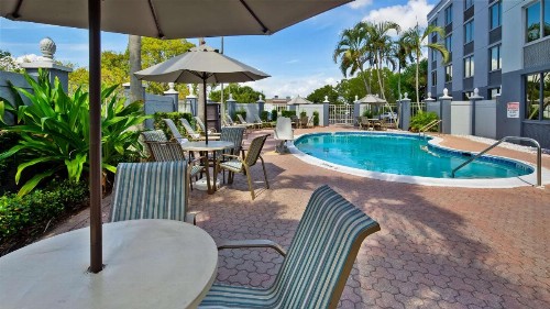 Best Western Fort Myers Inn and Suites - image 20