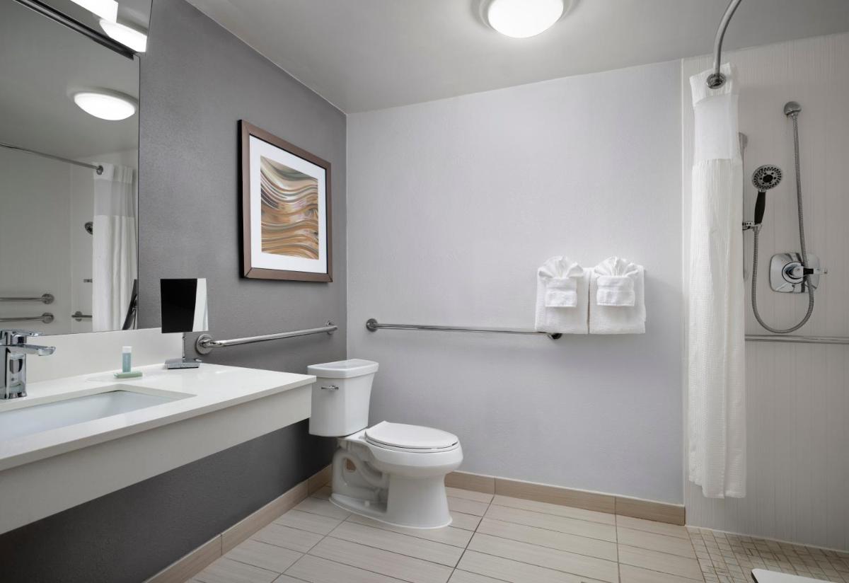 Courtyard Fort Myers Cape Coral - image 3