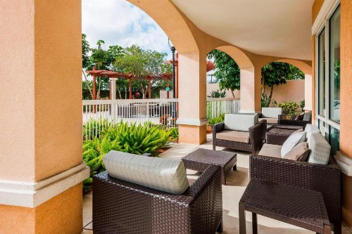 Courtyard Fort Myers at I-75 and Gulf Coast Town Center - image 4