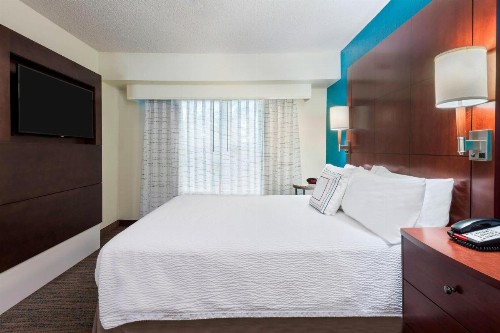 Residence Inn by Marriott Fort Myers - image 8