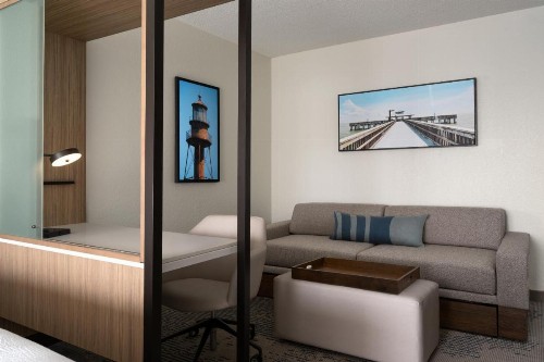 SpringHill Suites Fort Myers Airport - image 2