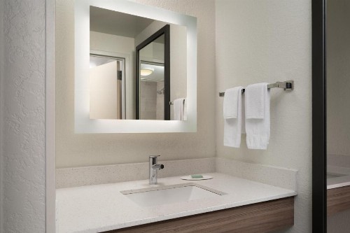 SpringHill Suites Fort Myers Airport - image 4