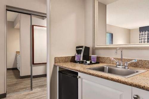 Hilton Garden Inn Fort Myers Airport/FGCU - image 15