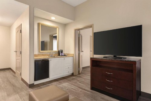 Hilton Garden Inn Fort Myers Airport/FGCU - image 24