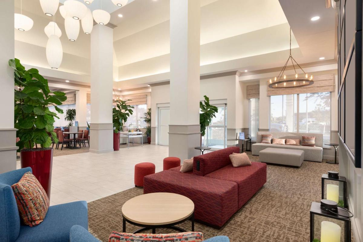 Hilton Garden Inn Fort Myers Airport/FGCU - image 3
