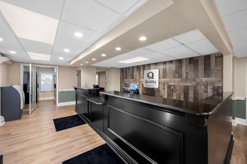 Travelodge by Wyndham Fort Myers - image 4