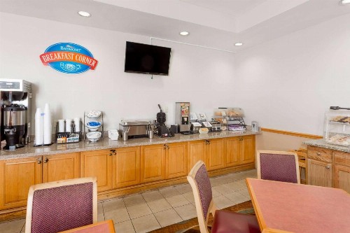 Baymont by Wyndham Fort Myers Airport - image 26