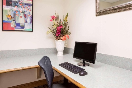 Baymont by Wyndham Fort Myers Airport - image 27