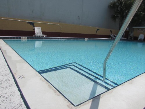 Howard Johnson by Wyndham Ft. Myers FL - image 29