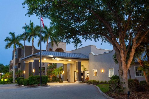 La Quinta by Wyndham Ft. Myers - Sanibel Gateway - image 20
