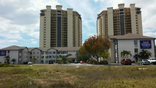 InTown Suites Extended Stay Fort Myers - image 16