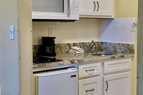 Suburban Extended Stay Hotel Fort Myers Cape Coral - image 23