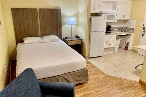 Suburban Extended Stay Hotel Fort Myers Cape Coral - image 25