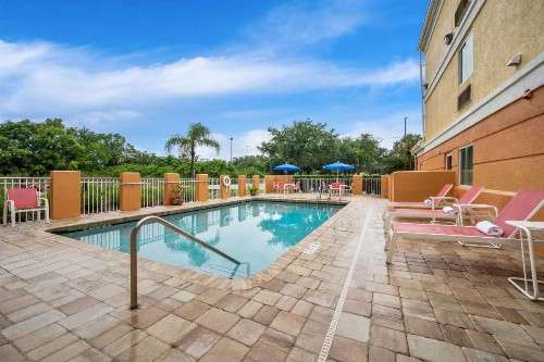 Comfort Inn Fort Myers Northeast - image 23