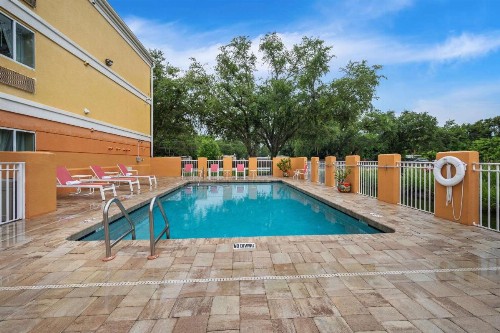 Comfort Inn Fort Myers Northeast - image 24