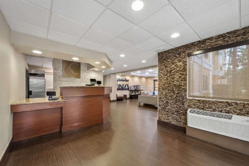 Comfort Inn Fort Myers Northeast - image 3