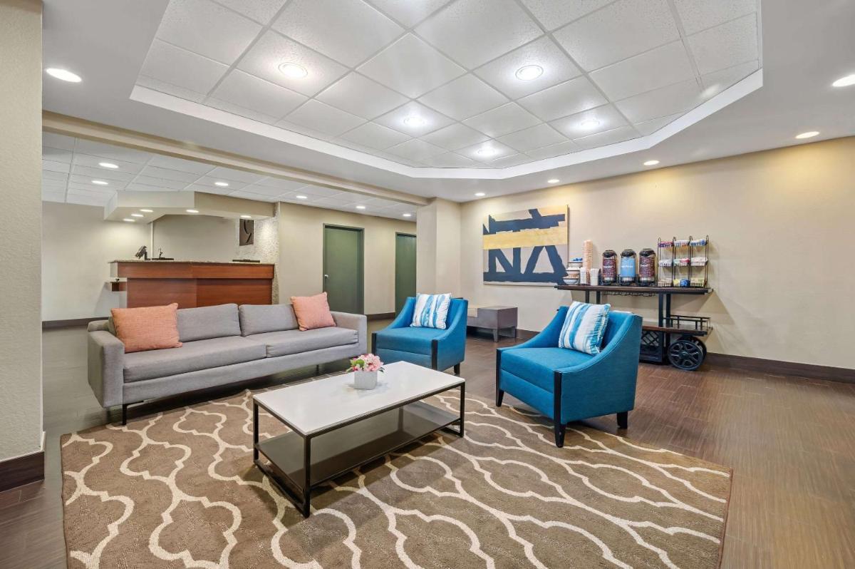 Comfort Inn Fort Myers Northeast - image 6