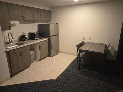 Allure Suites of Fort Myers - image 20