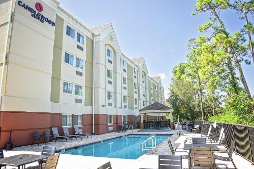Candlewood Suites Fort Myers Interstate 75 an IHG Hotel