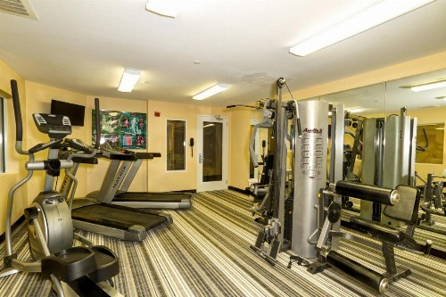 Candlewood Suites Fort Myers Interstate 75 an IHG Hotel - image 24