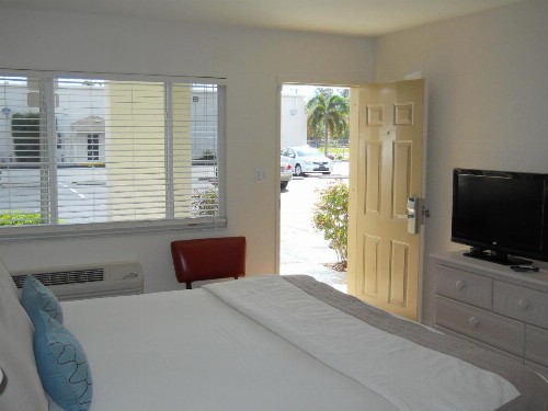 Legacy Harbour Hotel & Suites - image 7