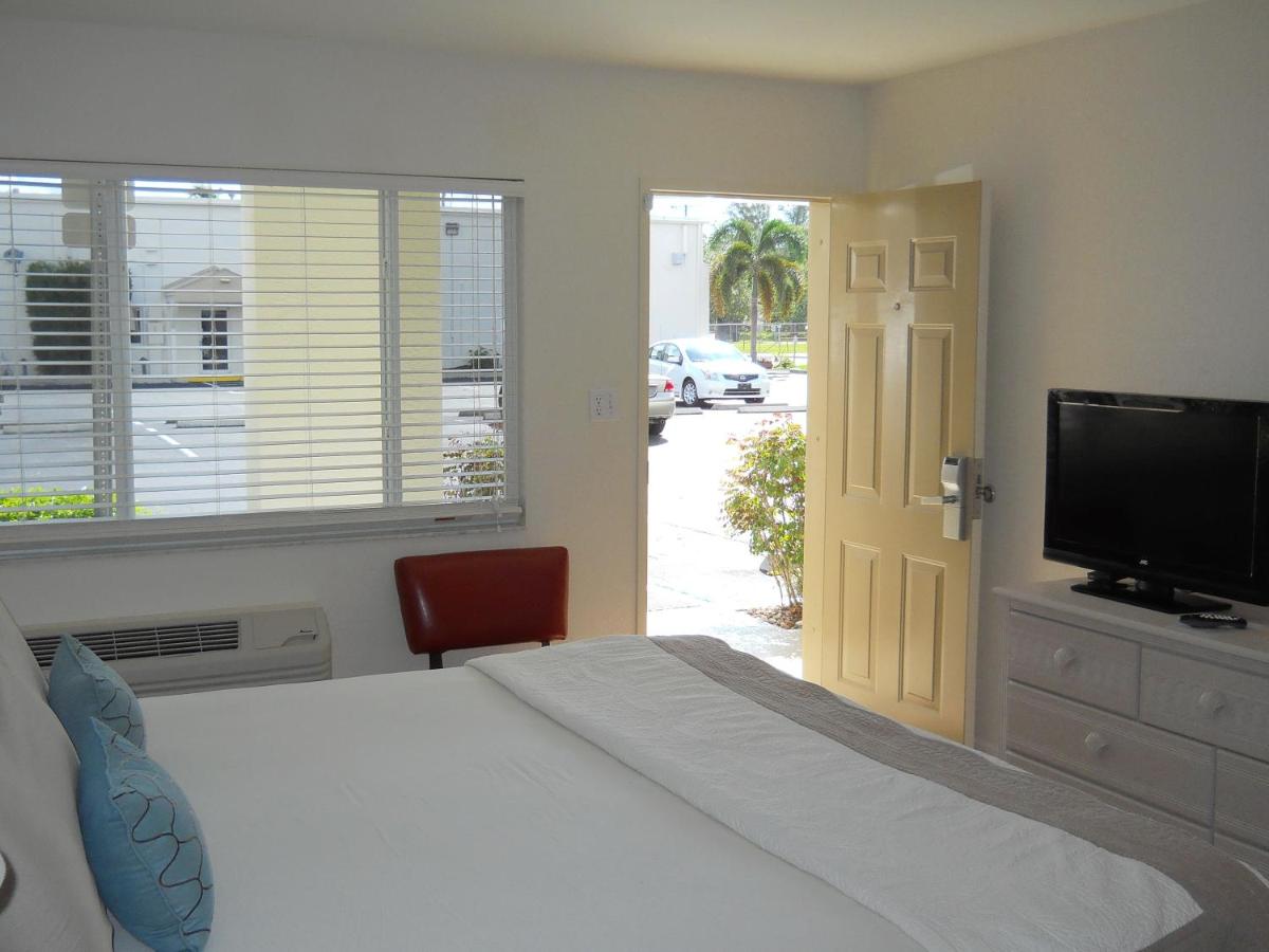 Legacy Harbour Hotel & Suites - image 7