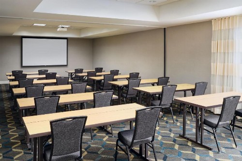 Residence Inn by Marriott Fort Myers at I-75 and Gulf Coast Town Center - image 23