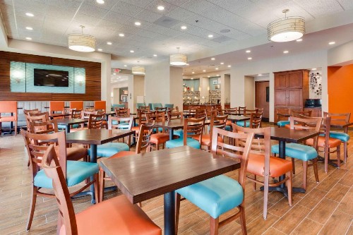 Drury Inn & Suites Fort Myers Airport FGCU - image 8