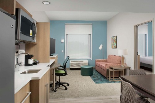 Home2 Suites by Hilton Fort Myers Airport - image 12