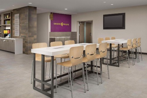 Home2 Suites by Hilton Fort Myers Airport - image 13