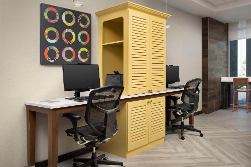 Home2 Suites by Hilton Fort Myers Airport - image 25