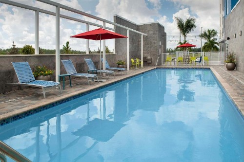 Home2 Suites by Hilton Fort Myers Airport - image 28