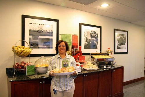 Hampton Inn & Suites - Fort Pierce - image 22