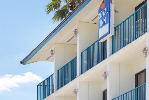 Royal Inn Beach Hutchinson Island - image 11